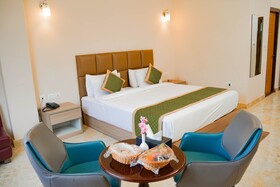 Hotel Maenamla