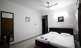 Siesta Sabari Mondrian