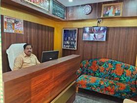 Sri Mahalakshmi Deluxe Lodge
