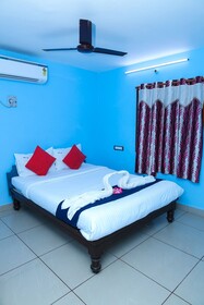 Dolphin Beach Guest House