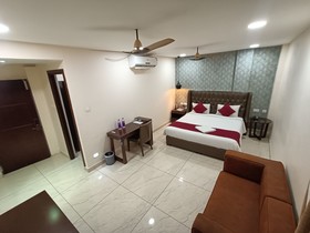 Hotel Akshay Grand