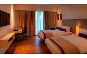 MWC Club by Downtown