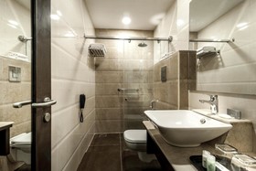 Days Hotel by Wyndham Chennai OMR