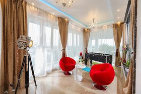 Den's Beach House