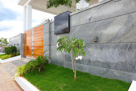 Den's Beach House
