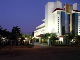Grand Palace Stay