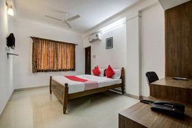 Apple Door Service Apartment