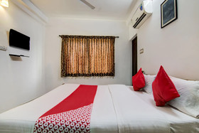 Apple Door Service Apartment