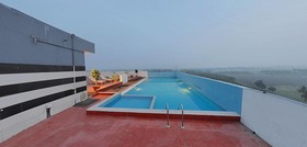 Gokulam Park Hotel