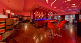 Gokulam Park Hotel