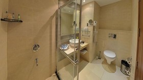 Gokulam Park Hotel