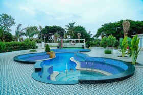 Csr Landmark Resorts
