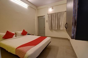 Flagship Grand Nest Inn by OYO Rooms