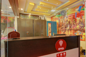 Hotel Apple Grand By OYO Rooms