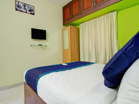 Hotel Apple Grand By OYO Rooms