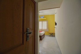 Hotel Apple Grand By OYO Rooms