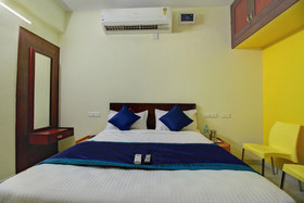 Hotel Apple Grand By OYO Rooms