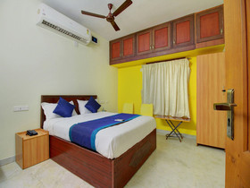 Hotel Apple Grand By OYO Rooms