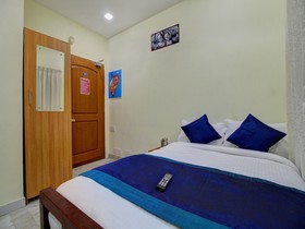 Hotel Apple Grand By OYO Rooms