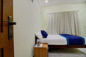 Hotel Apple Grand By OYO Rooms