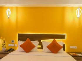 Hotel Chenthur Park