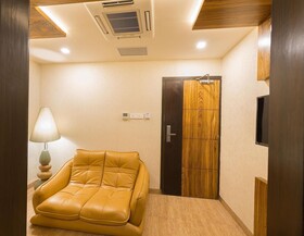 Hotel Chenthur Park
