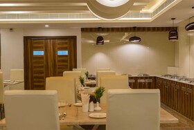 Hotel Chenthur Park