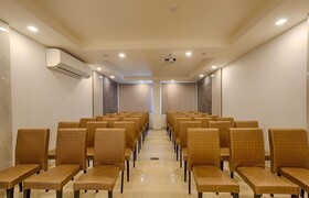 Hotel Chenthur Park