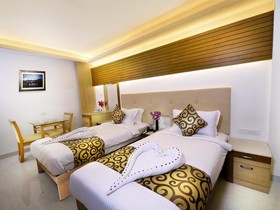 Hotel Mahis Gateway