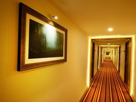 Hotel Mahis Gateway