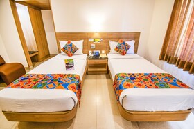 Hotel Royal Castle Inn by FabHotels