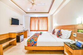 Hotel Royal Castle Inn by FabHotels