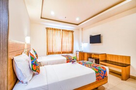 Hotel Royal Castle Inn by FabHotels