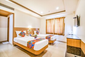 Hotel Royal Castle Inn by FabHotels