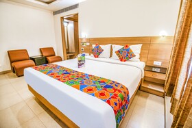 Hotel Royal Castle Inn by FabHotels