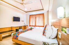 Hotel Royal Castle Inn by FabHotels