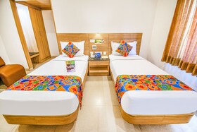 Hotel Royal Castle Inn by FabHotels