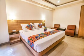 Hotel Royal Castle Inn by FabHotels
