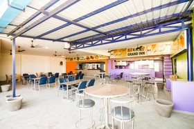 Hotel Rr Grand by OYO Rooms