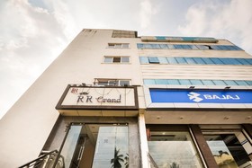 Hotel Rr Grand by OYO Rooms
