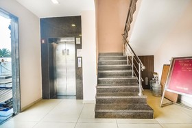 Hotel Rr Grand by OYO Rooms