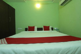 Jr Guest Home by OYO Rooms