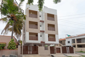 OYO 15702 Thulsi Residency