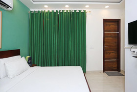 OYO 24392 Flagship Damodar Inn