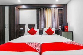 OYO Flagship 22529 Elegance Inn