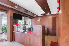 OYO Flagship 22529 Elegance Inn
