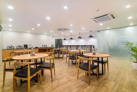 OYO Townhouse 174 Gandhipuram