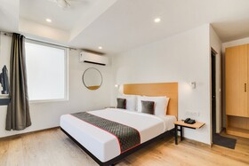 OYO Townhouse 174 Gandhipuram
