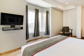 OYO Townhouse 174 Gandhipuram