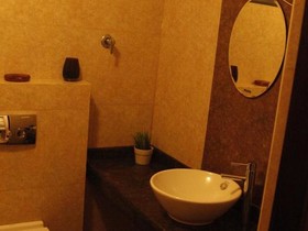 Park Royal Inn